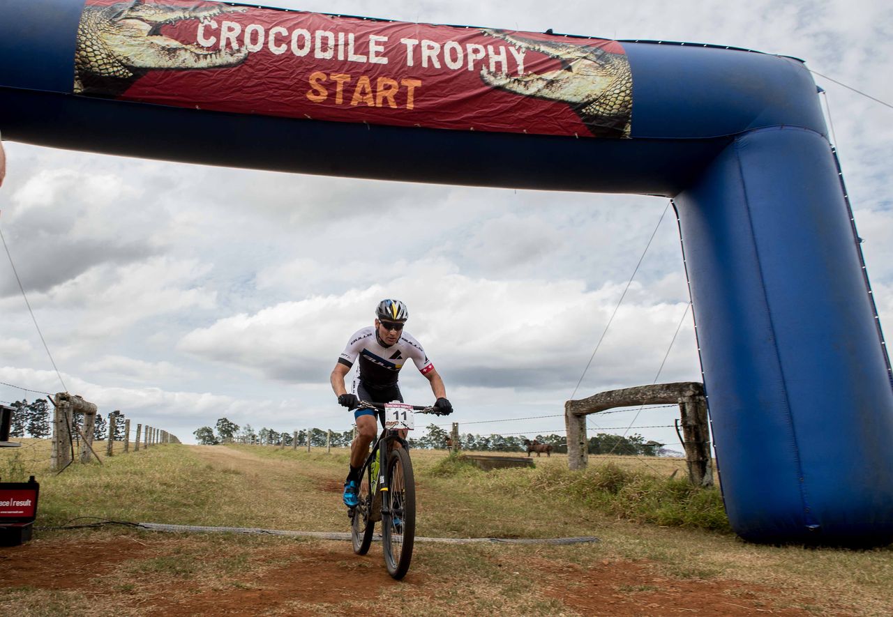 Urs Huber wins stage 2
