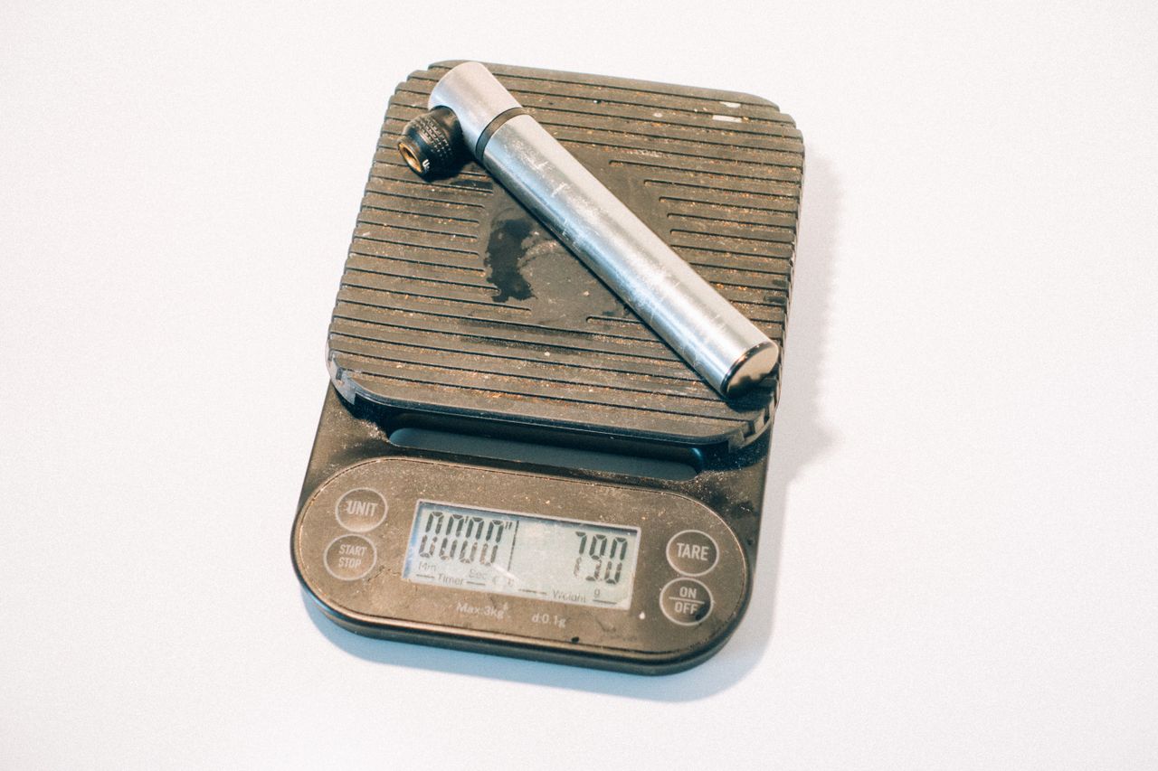 co2 inflators vs mini pumps