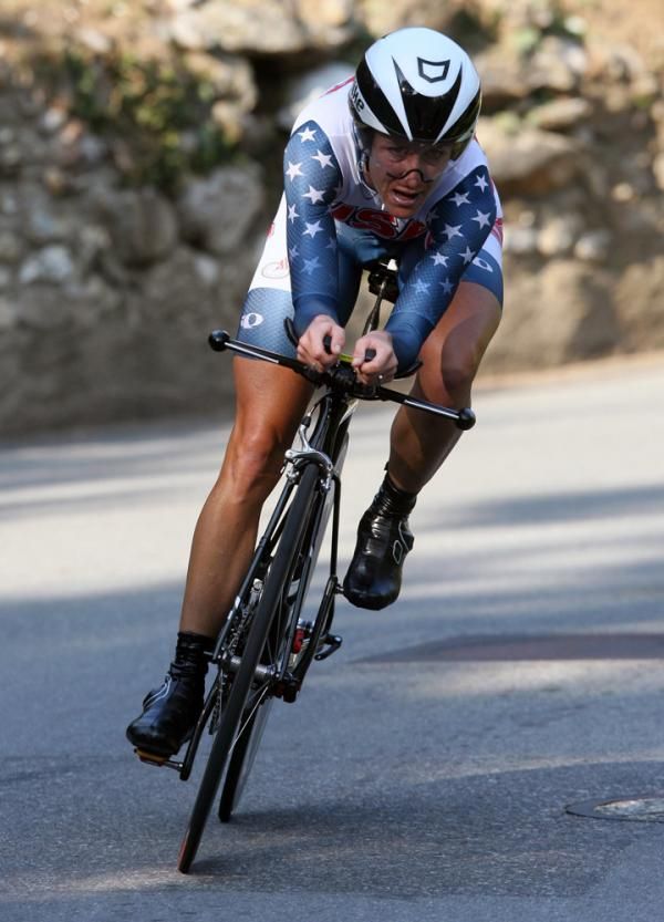 Kristin Armstrong (USA) charging on her way to a second World time trial title.