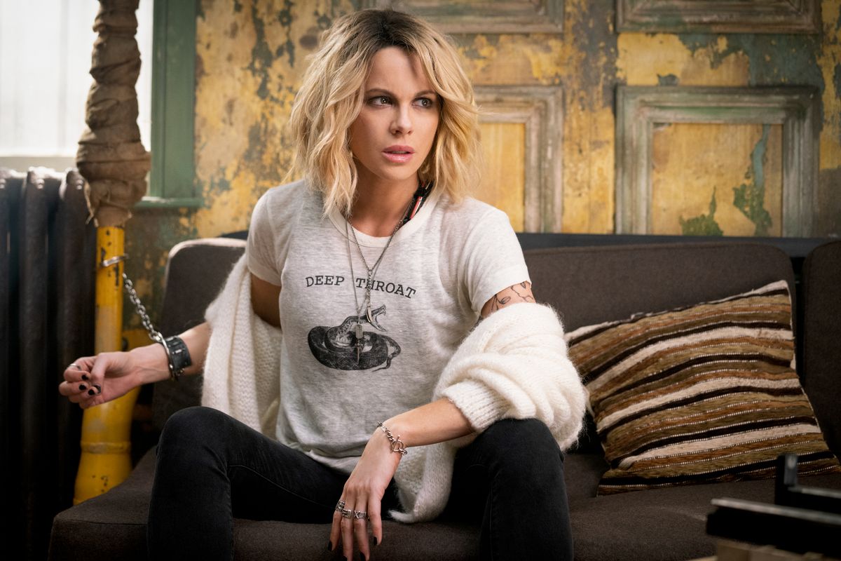 Jolt star Kate Beckinsale as troubled Lindy.