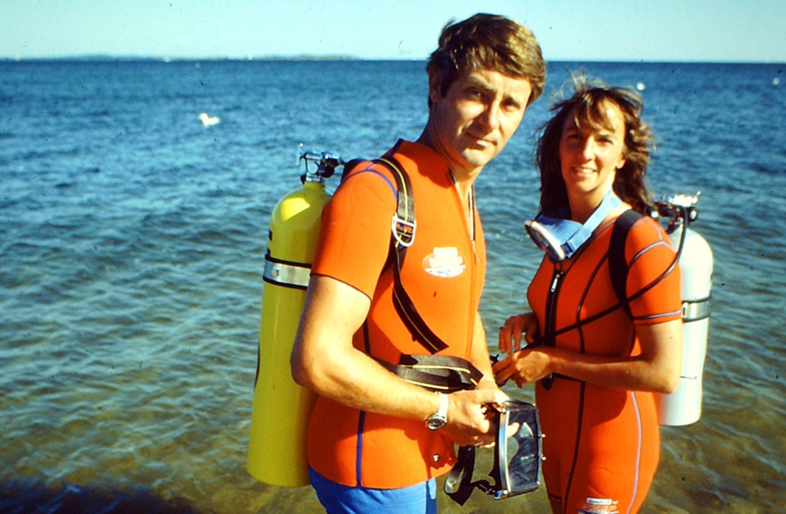 Wendy Benchley diving with her Jaws author husband Peter.