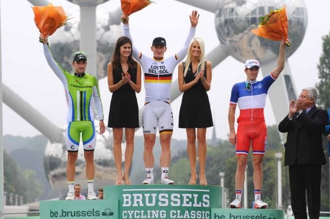 Elia Viviani (Cannondale). Andre Greipel (Lotto-Belisol)and Arnaud D&eacute;mare (FDJ) all wave from the podium