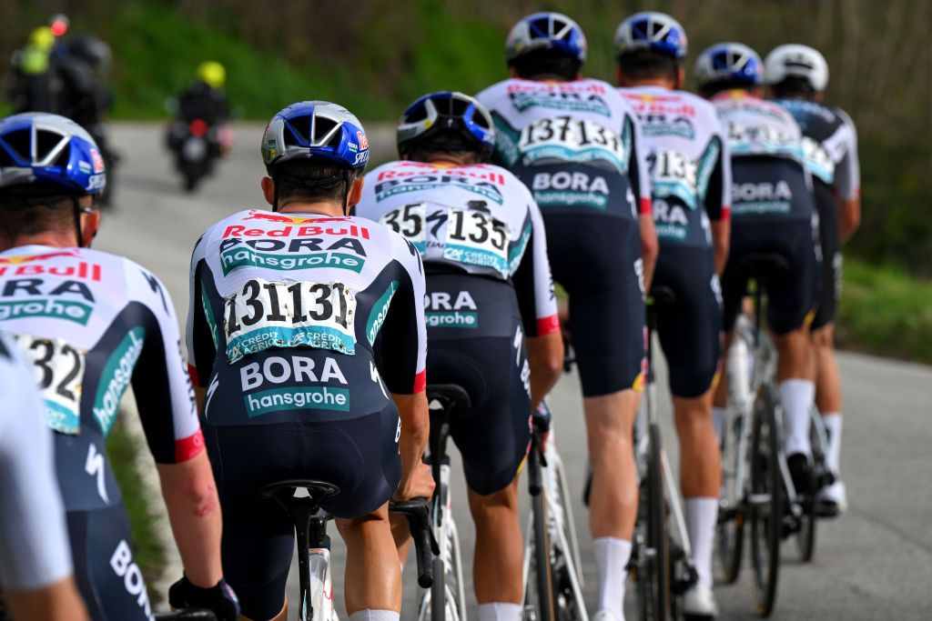 FRONTIGNANO ITALY MARCH 15 Jai Hindley of Australia and Team Red Bull BORA Hansgrohe L with teammates compete during the 60th TirrenoAdriatico 2025 Stage 6 a 163km stage from Cartoceto to Frontignano 1324m UCIWT on March 15 2025 in Frontignano Italy Photo by Tim de WaeleGetty Images