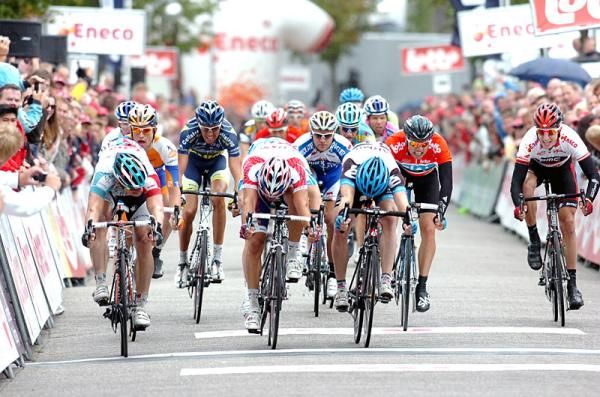 It was tight, but Andre Greipel (Omega Pharma-Lotto) edges Denis Galimzyanov (Katusha) and Tyler Farrar (Garmin-Cervelo) for the stage win.