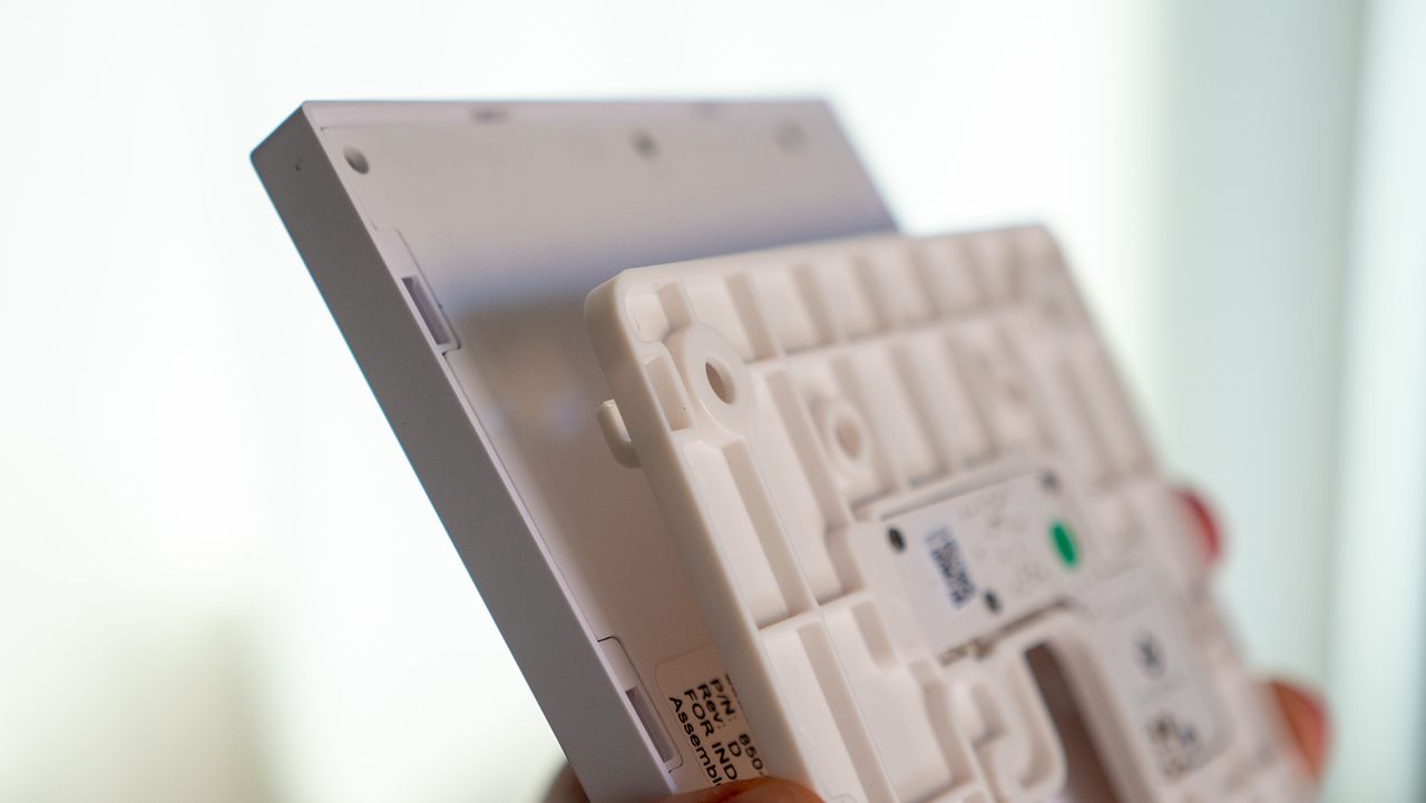 The installation plate for Brilliant's plug-in control panel