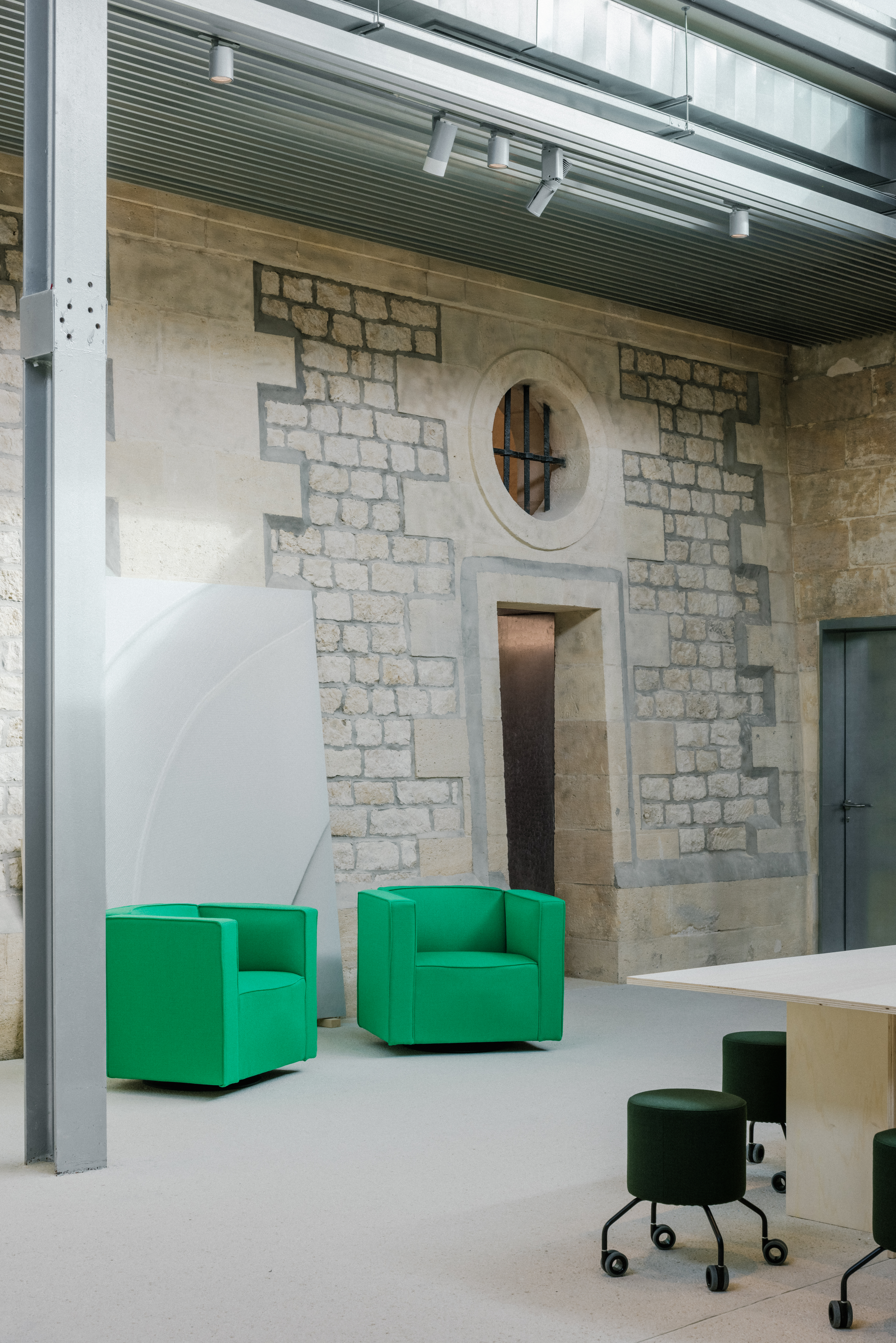 Pauline Deltour exhibition in Bordeaux