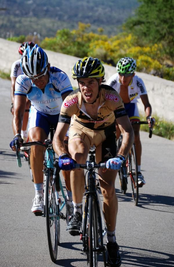 Pedro Merino (Footon-Servetto) working hard
