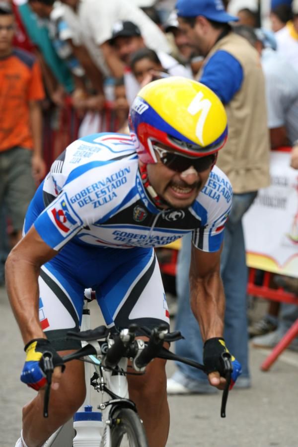 Jose Rujano (Gobernaci&oacute;n Zulia) was slowed by stomach issues.