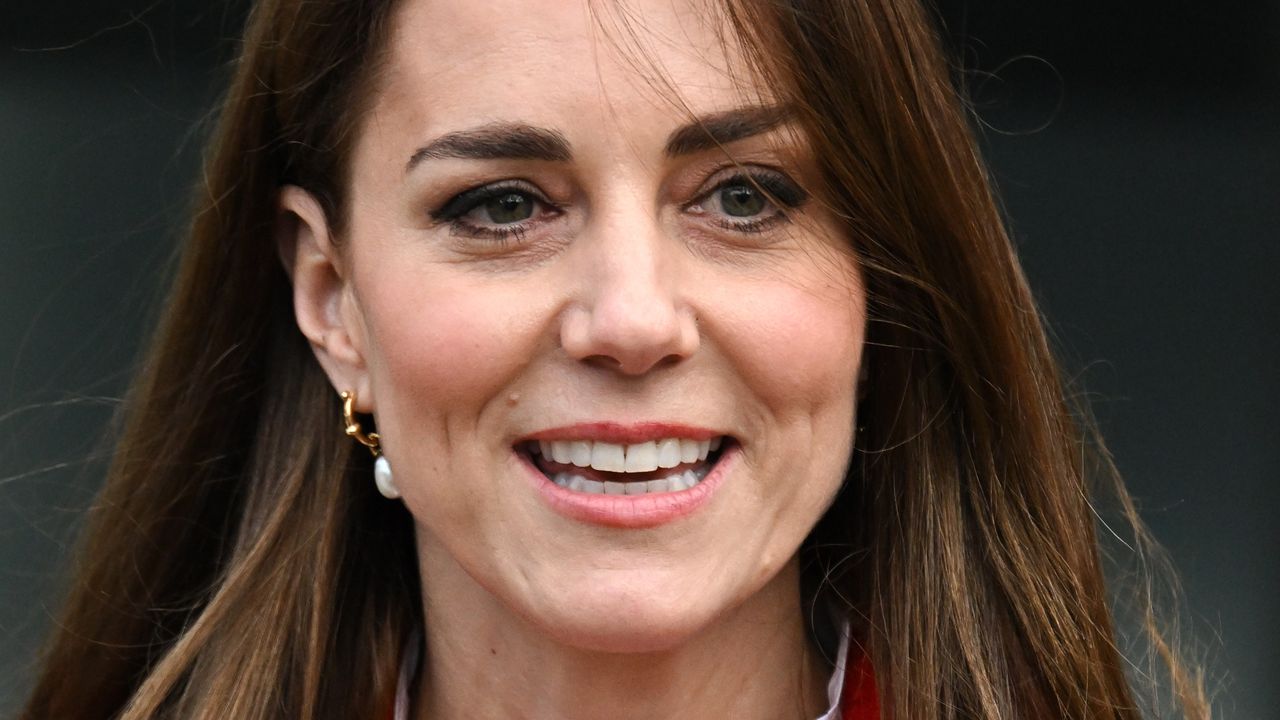 Kate Middleton&#039;s black Aspinal of London handbag