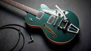 Duesenberg Starplayer CBR in Catalina Green