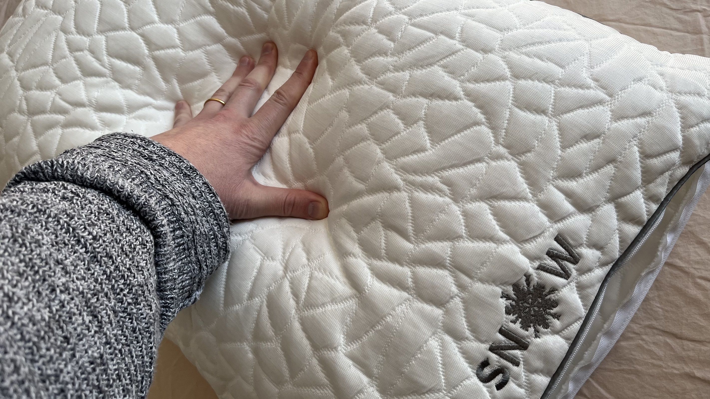 REM-Fit Snow Pillow review: for a cooler head | TechRadar
