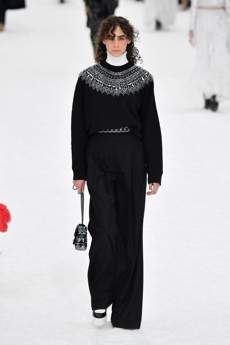 Runway, Fashion, Fashion show, Fashion model, Clothing, Black, Neck, Shoulder, Haute couture, Human,