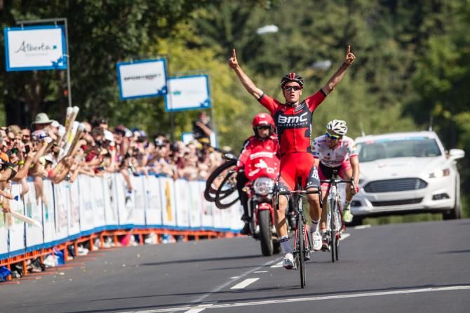 Silvan Dillier (BMC) crosses the line in front of Serghei Tvetcov (Jelly Belly).