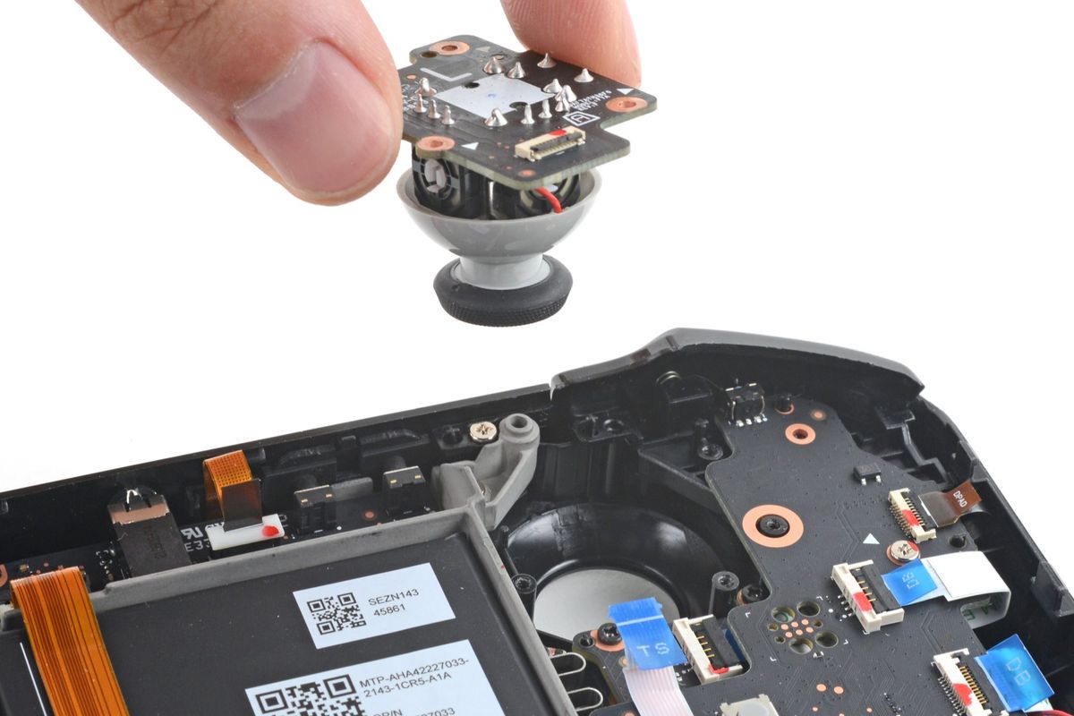 iFixit's Steam Deck line officially launched following accidental leak