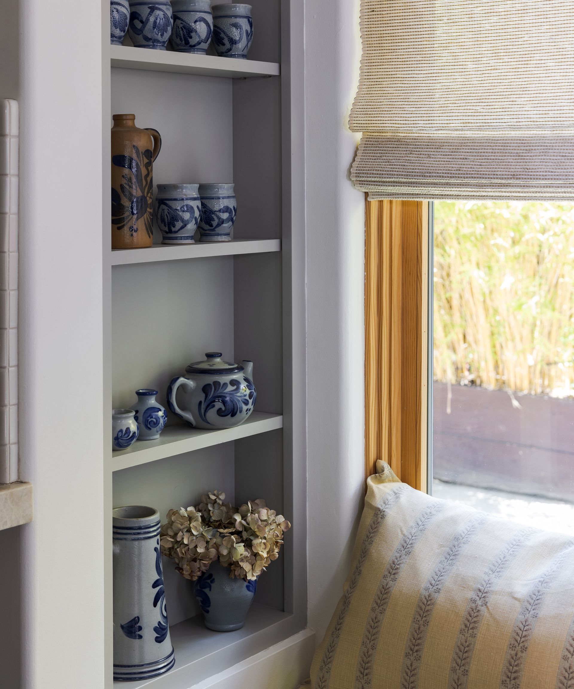 kitchen banquette and ceramics