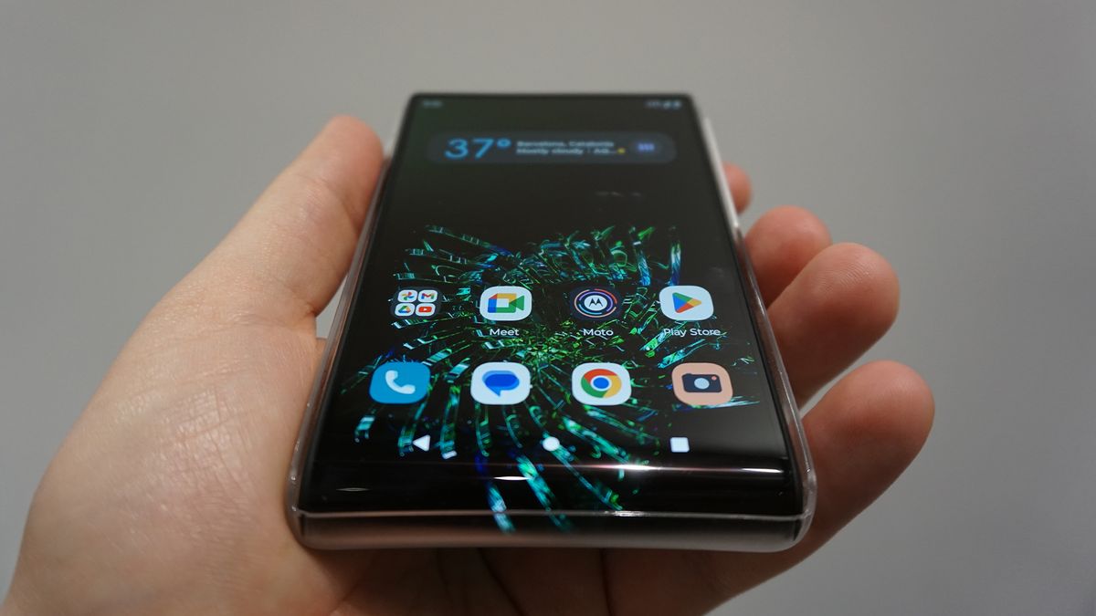 Motorola Rollable Concept front closed