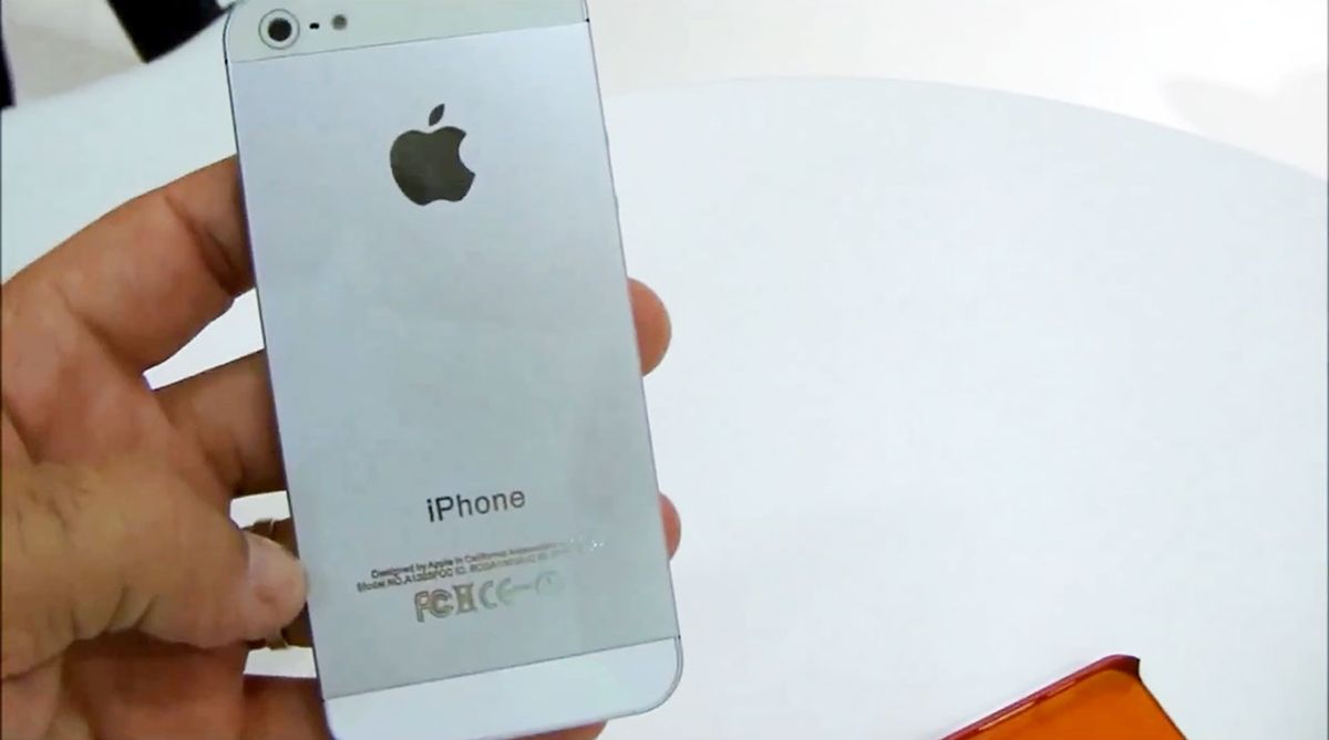Video of iPhone 5 dummy at IFA 2012 | iMore