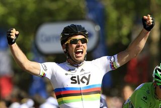 World champion Mark Cavendish (Sky) won the Tour's final stage in Paris for the fourth straight year.