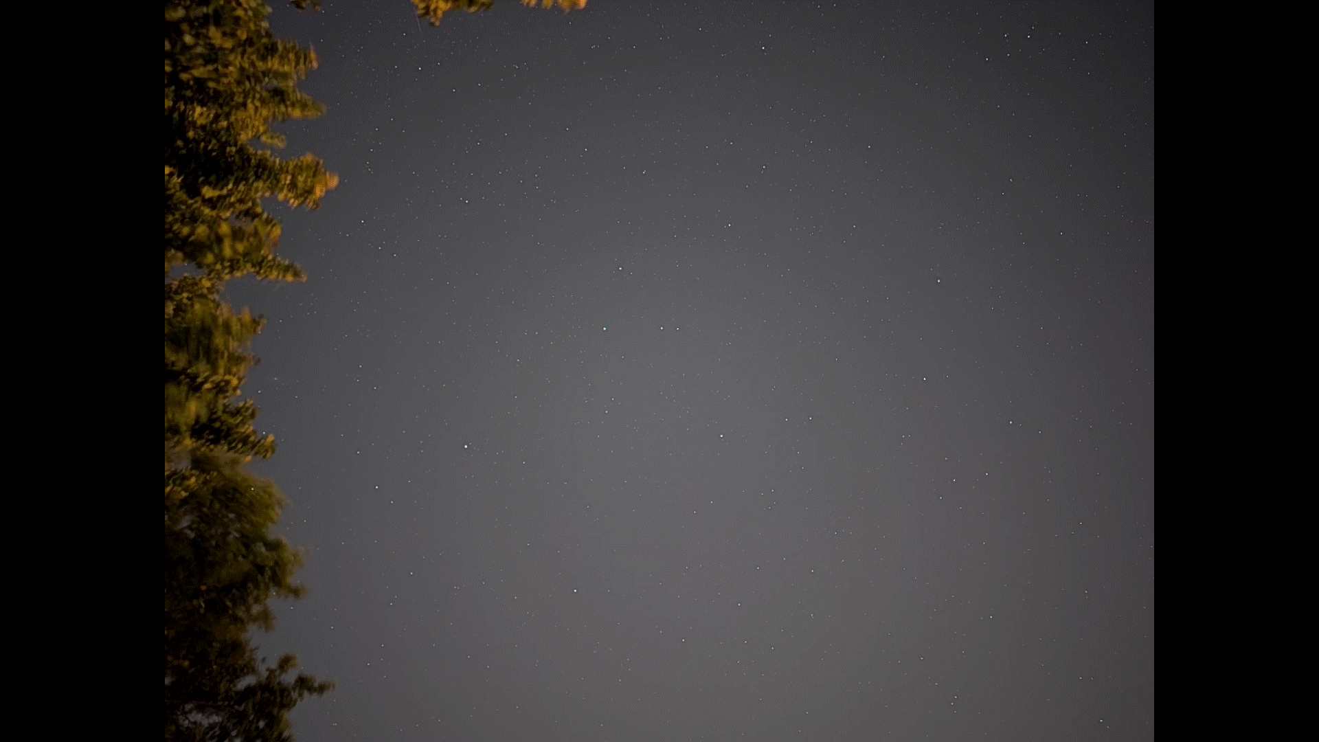 Pixel 10 Pro XL astrophotography gif sample.