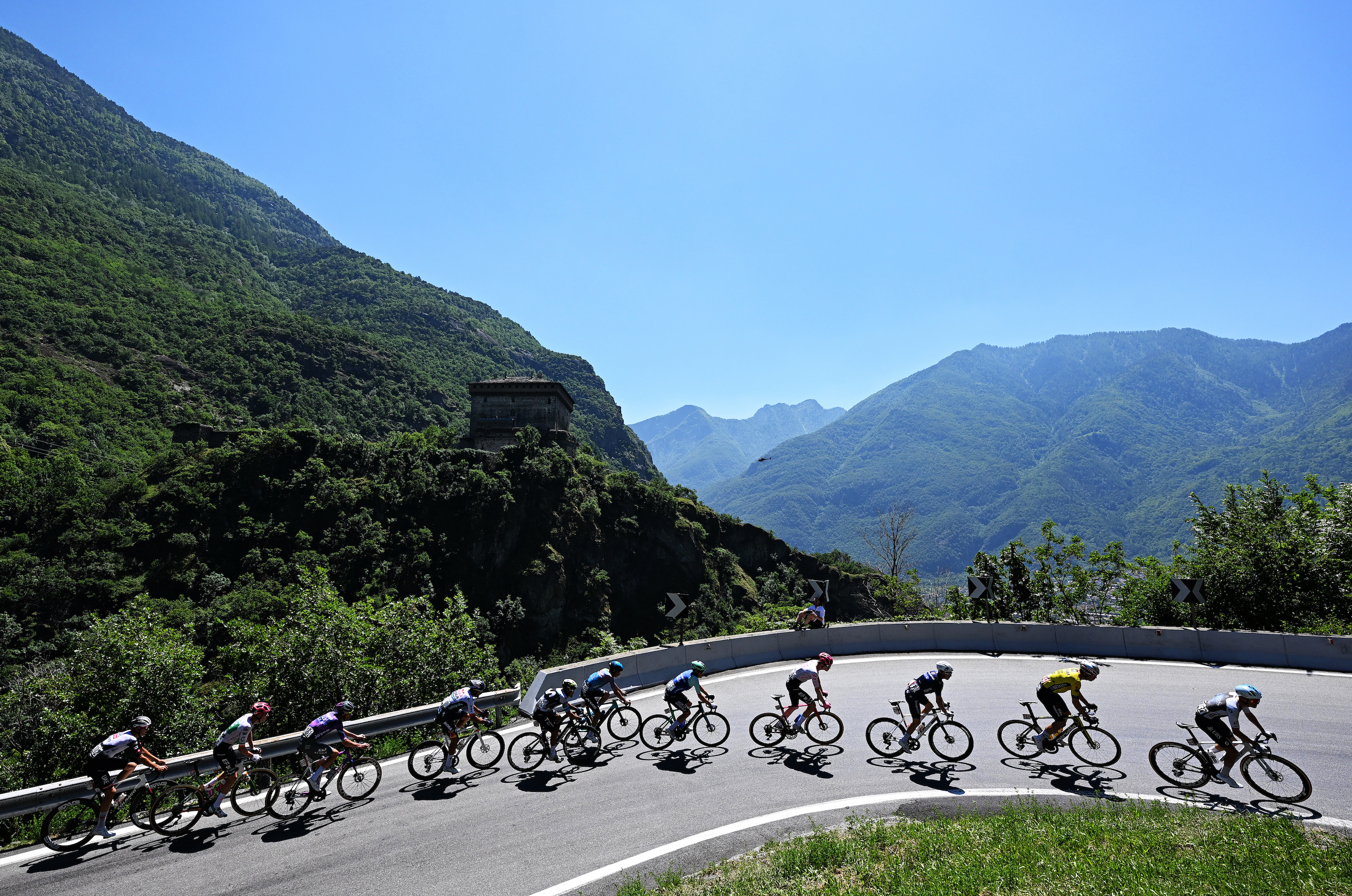 The breakaway on Giro d&#039;Italia 2025 stage 19