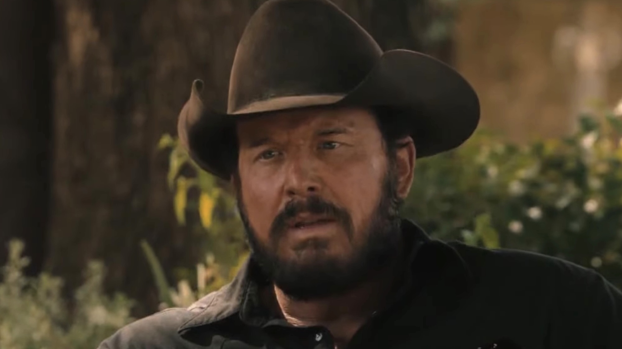 Rip talking to Zach and Azul in Dutton Ranch Season 1