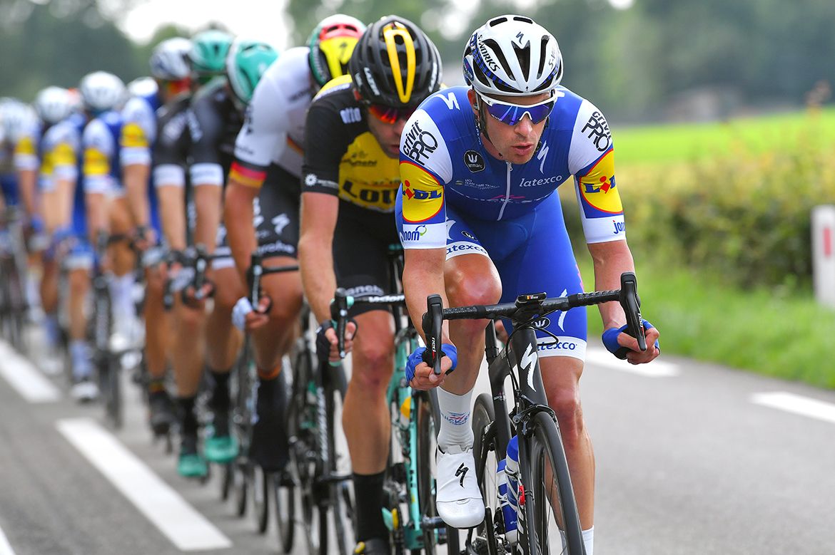 Iljo Keisse (Quick-Step Floors) leads the chase