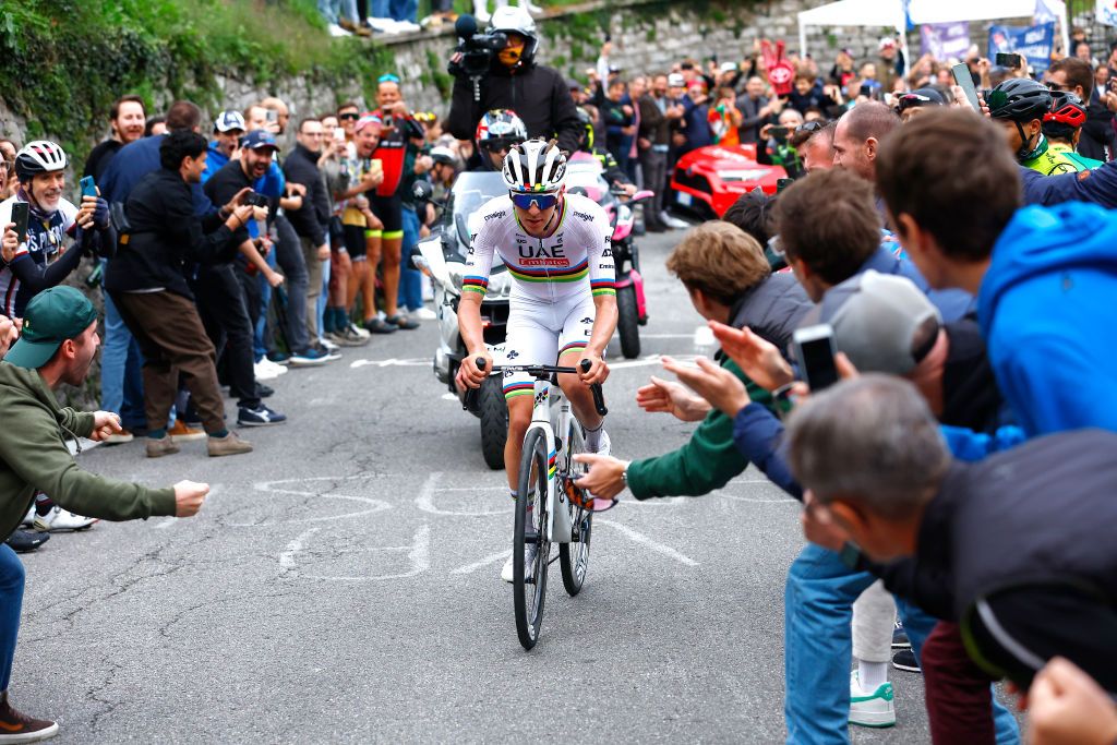COMO ITALY OCTOBER 12 Tadej Pogacar of Slovenia and UAE Team Emirates attacks during the 118th Il Lombardia 2024 a 255km one day race from Bergamo to Como UCIWT on October 12 2024 in Como Italy Photo by Luca Bettini PoolGetty Images