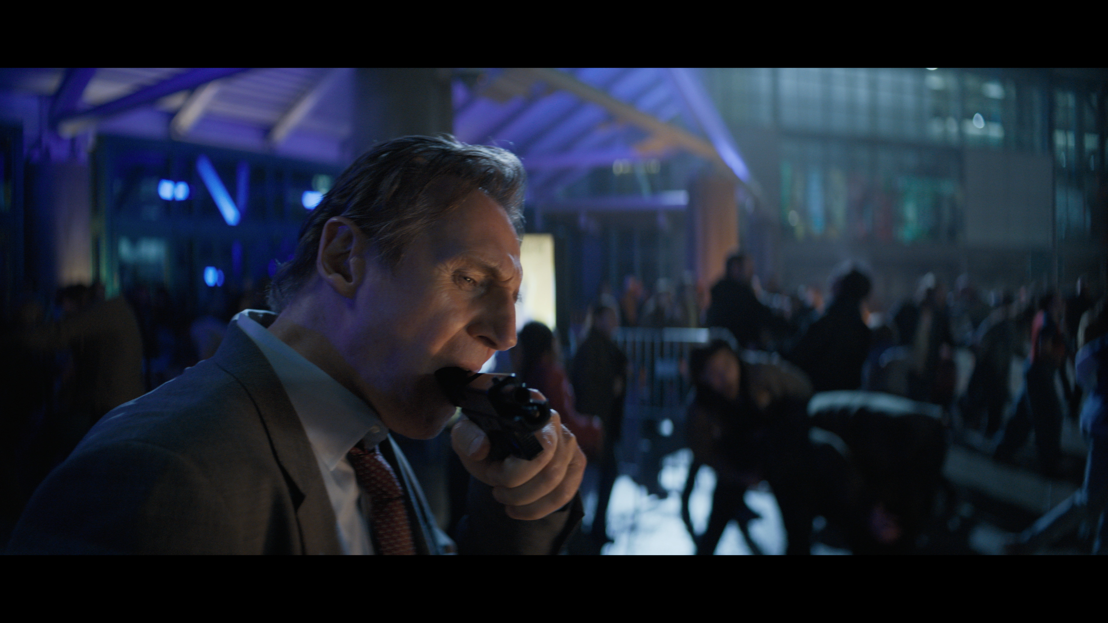 The Naked Gun VFX tips