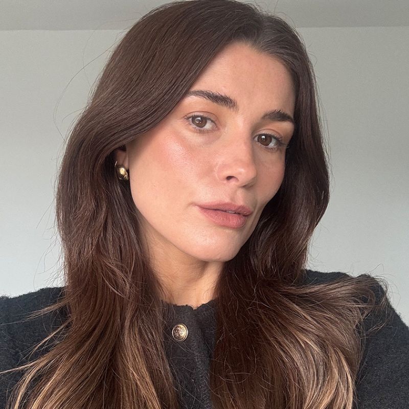 Eleanor wearing Tatcha makeup primer