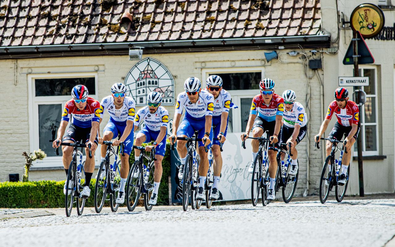 Fabio Jakobsen, Bob Jungels, Sam Bennett and Michael Morkov out in their nattional champion's jerseys