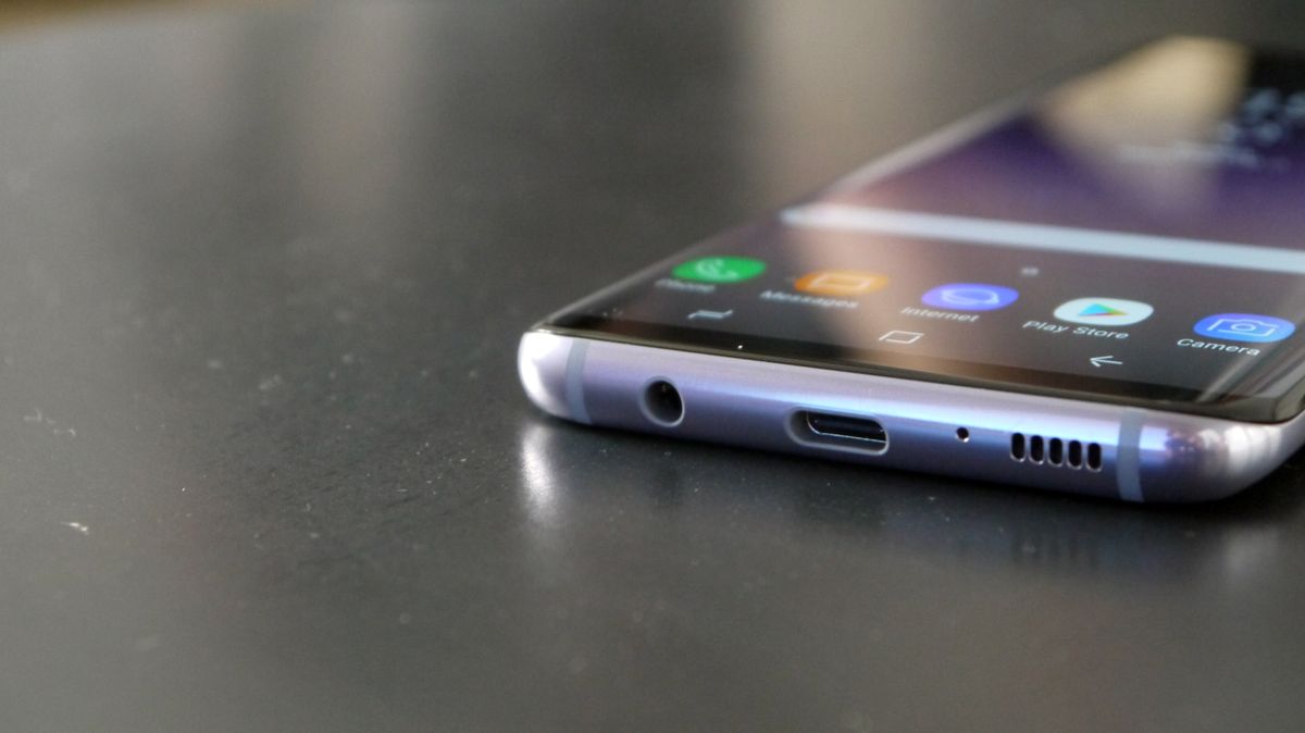 Samsung Galaxy S8 Vs Samsung Galaxy S8 Plus What S The Difference Techradar