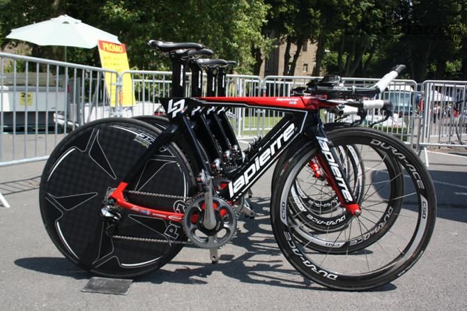 A fleet of new Lapierre Aerostorm has a number of innovations on the previous model&hellip;