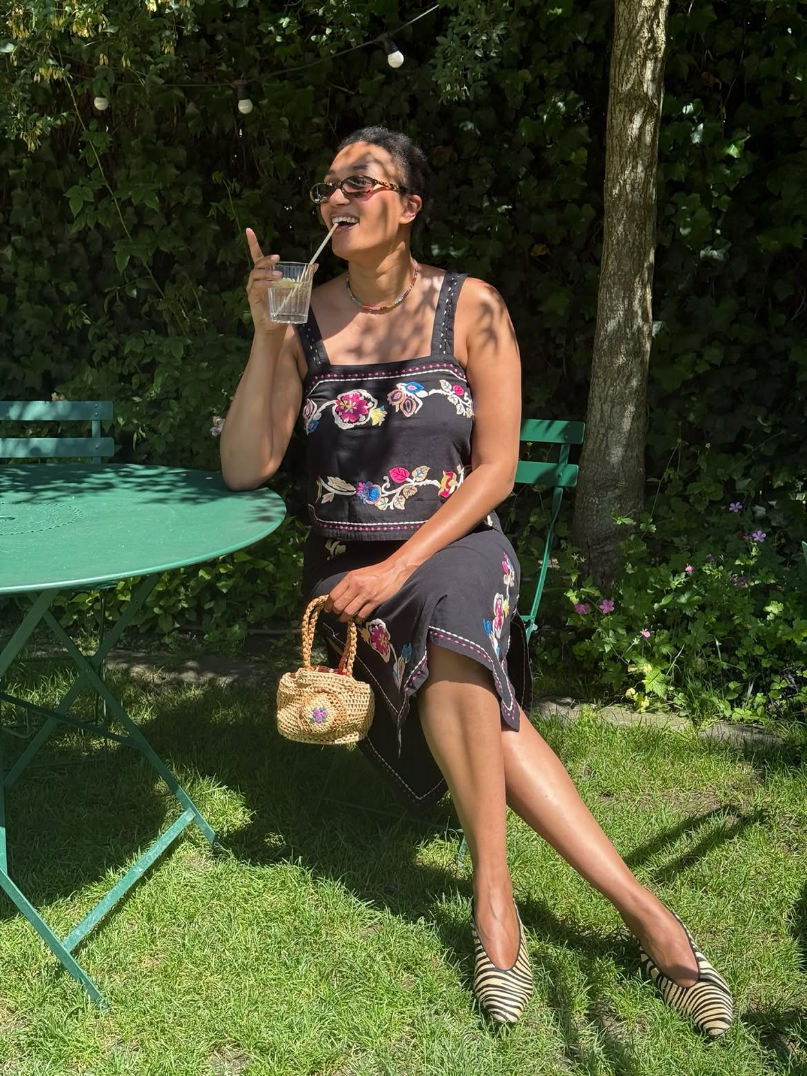 L&amp;eacute;na Farouil in a floral set