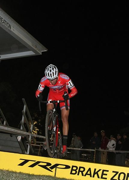 Cody Kaiser (Cal Giant Berry Farms-Specialized) makes quick work of the barriers