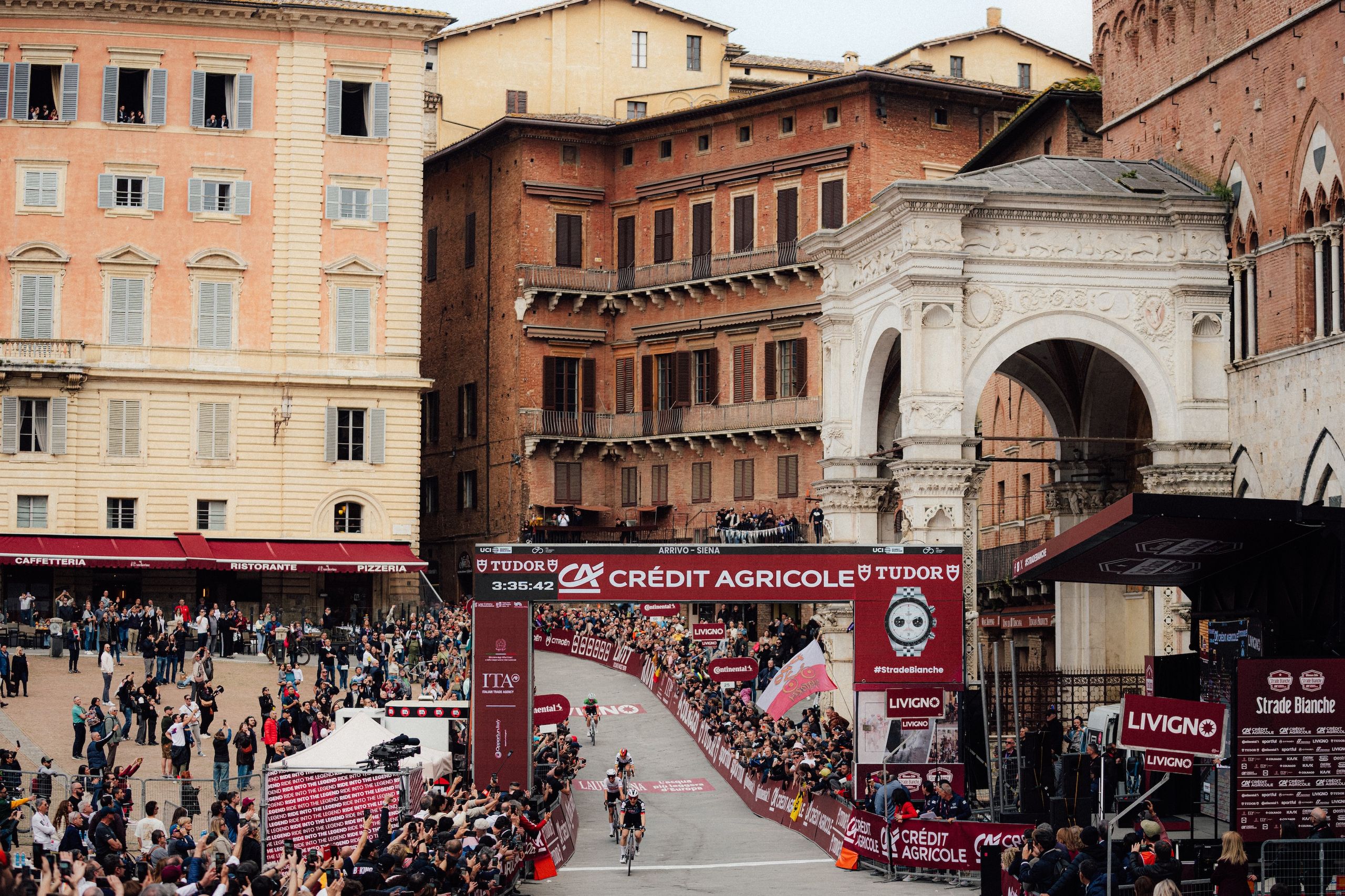 Strade Bianche proved once again why it's one of the greatest races, as the thrilling finish to the women's edition stole the show