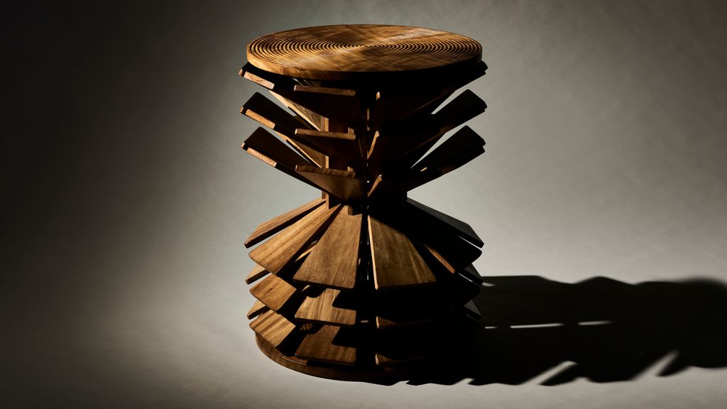 wood side table 