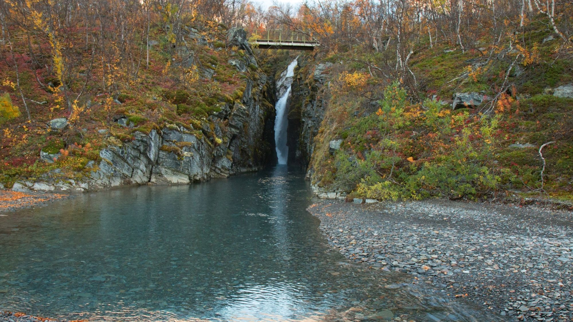 Silverfallet Bj&ouml;rkliden, waterfall in autumn