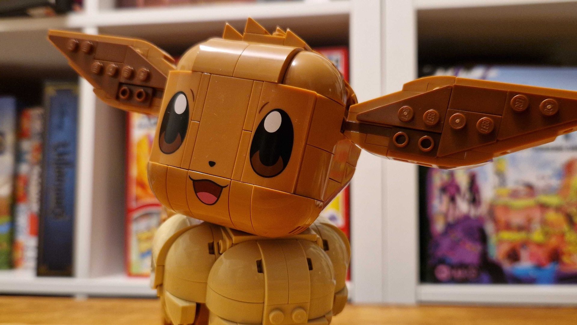 Lego Eevee model with its ears sticking out horizontally