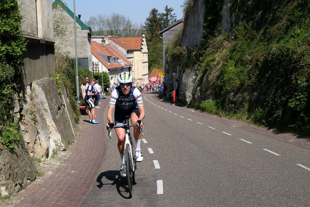 Eleonora van Dijk on the attack
