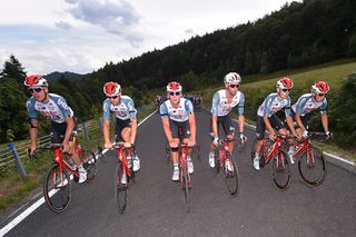 Lotto Soudal lead the peloton out of respect for Bjorg Lambrecht - Tour de Pologne stage 4