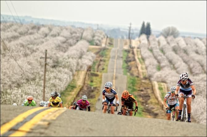 TIBCO's Joanne Kiesanowski leads the chase up the last climb.