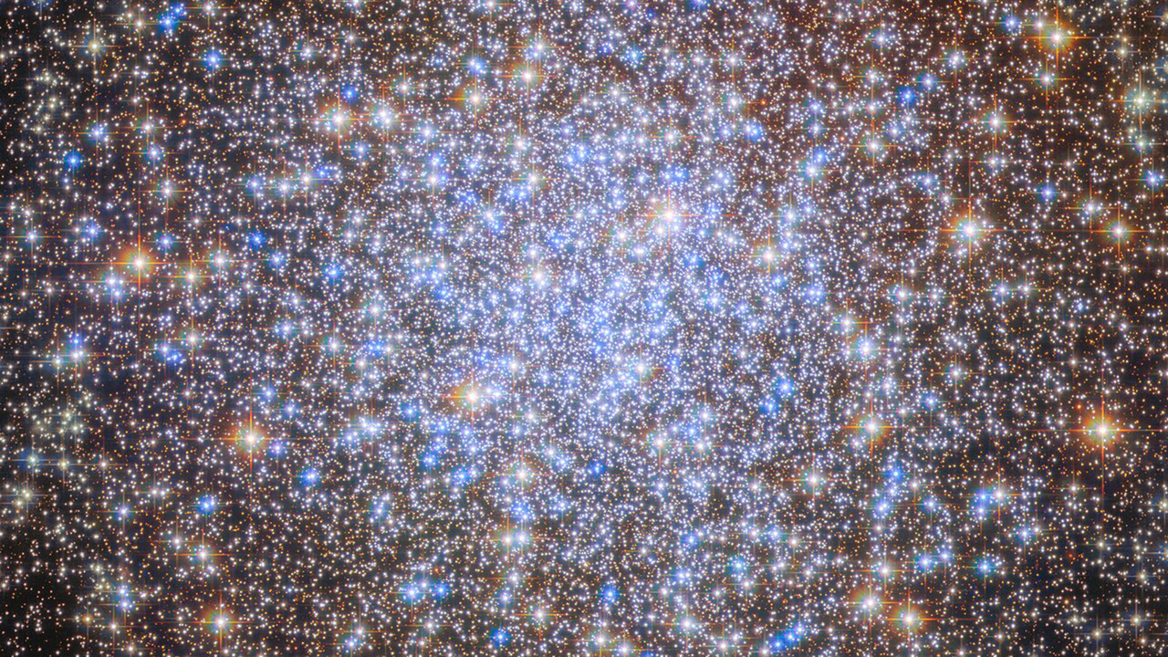 Something doesn't add up in the Chandelier Cluster, Hubble telescope finds — Space photo of the week