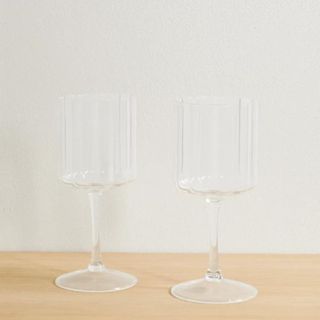 wave wine glasses