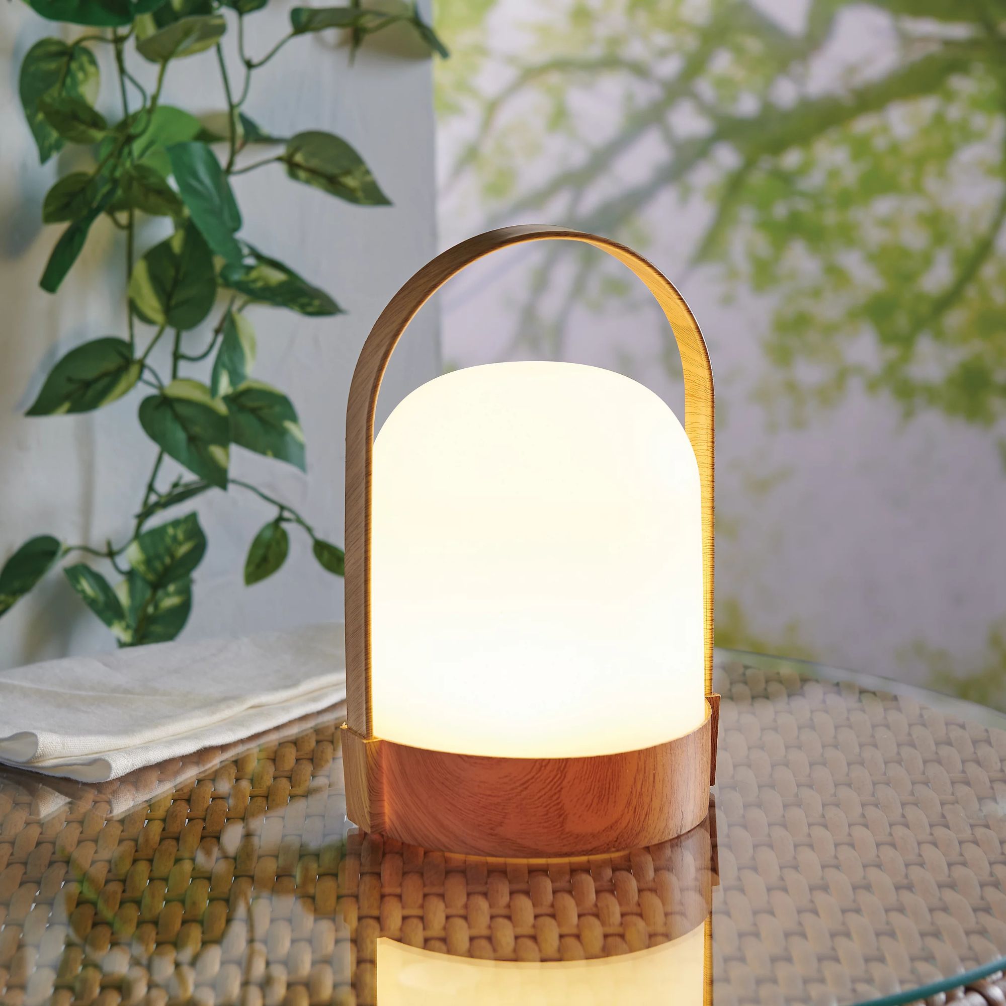 Wood-look LED Lantern B&amp;amp;Q