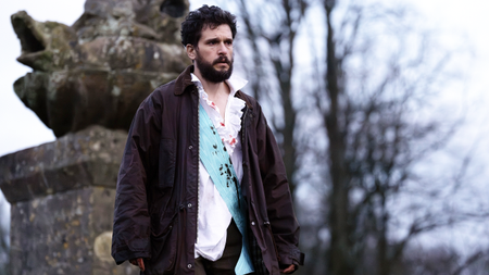 Kit Harrington in "Industry" episode 402.