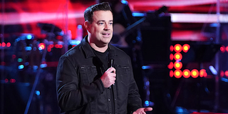 Carson Daly hosts The Voice