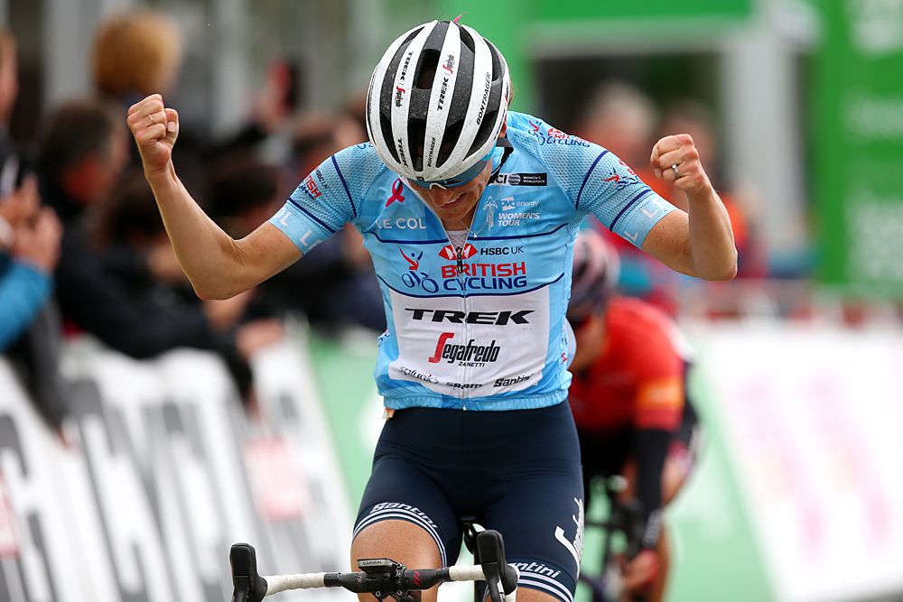 Lizzie Deignan (Trek-Segafredo) wins stage 5 at the OVO Energy Women's Tour and takes the overall lead