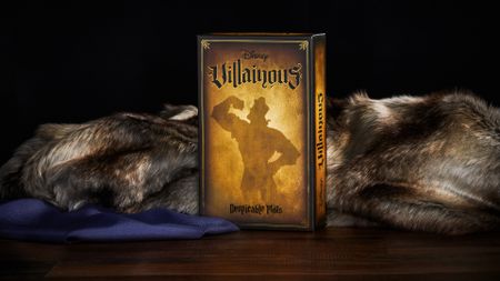 Disney Villainous: Despicable Plots