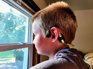 Imoo Ear Care Headset Lifestyle