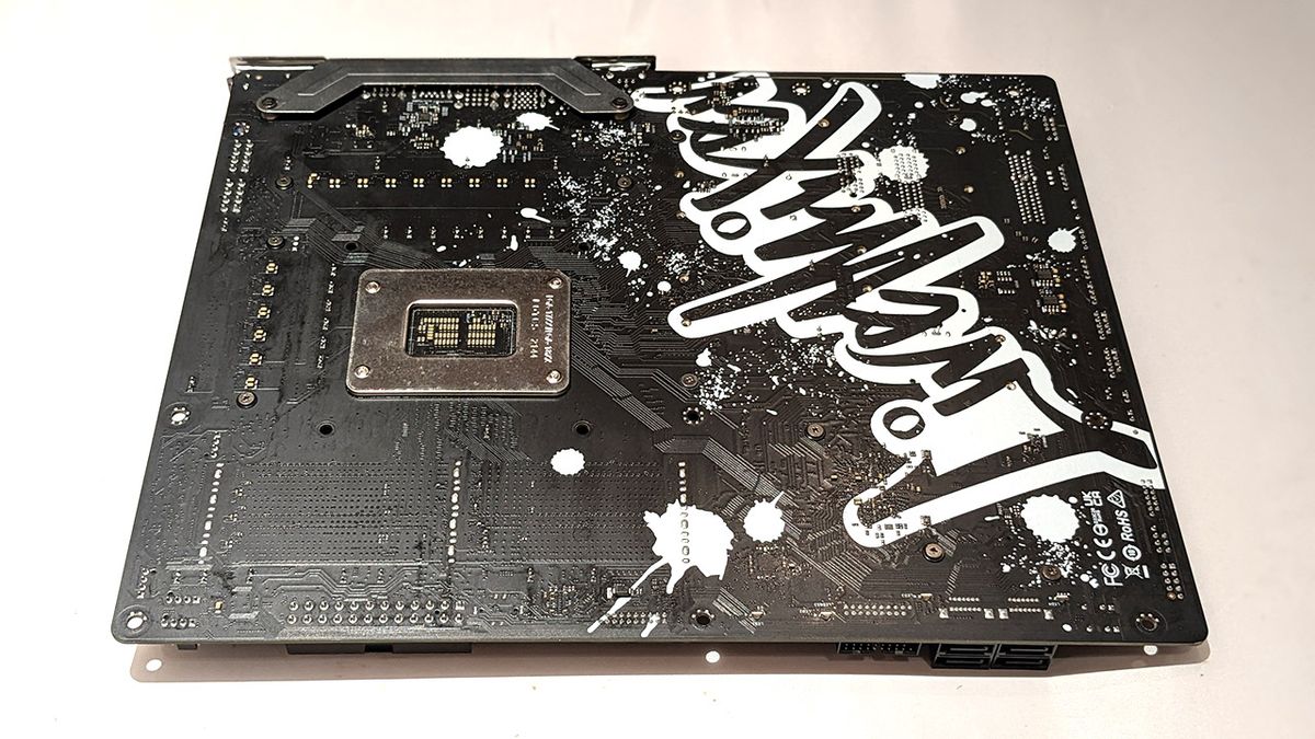 Asrock Z790 LiveMixer rear